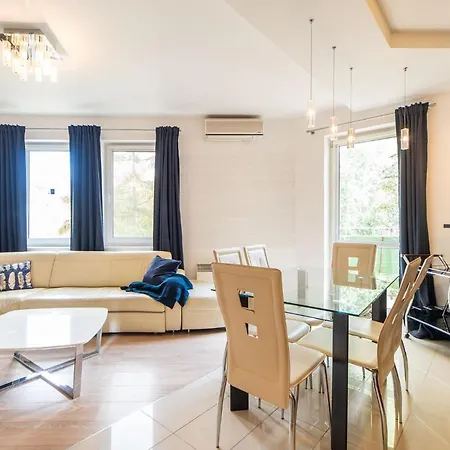 Rent Like - Morskie Oko Iv Apartment